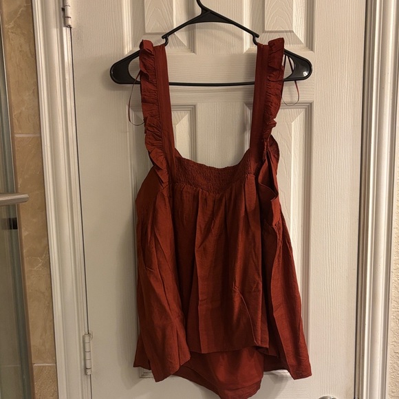 Gilli Terracotta Ruffle Strap Tank Top - Picture 3 of 3